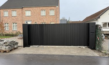 Design aluminium schuifpoort — Alken